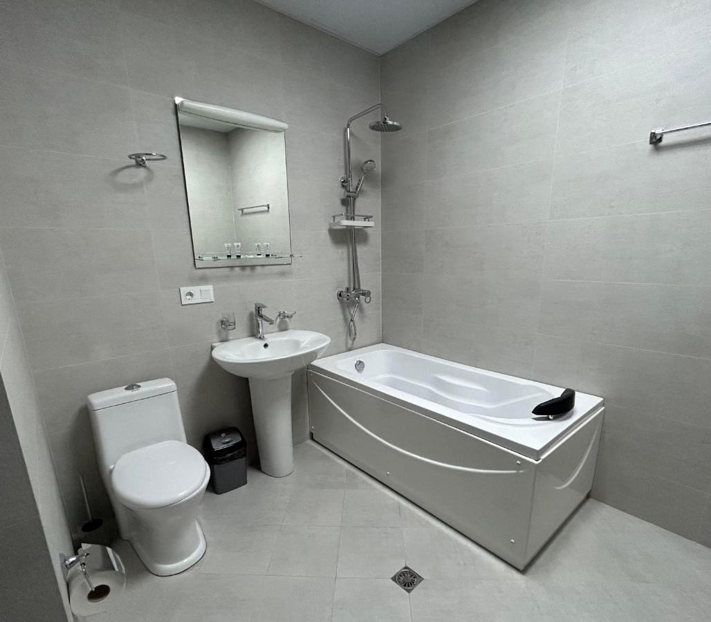 Hotel Four Seasons Tbilisi Exteriér fotografie